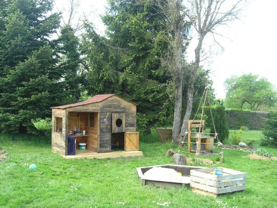Les Jardins Des 3 Provinces- Gite Montcharvot Екстериор снимка